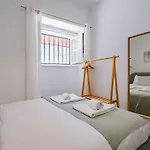 NEW! Unique 1 bedroom apartment- Santa Catarina 42