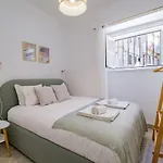 NEW! Unique 1 bedroom apartment- Santa Catarina 42