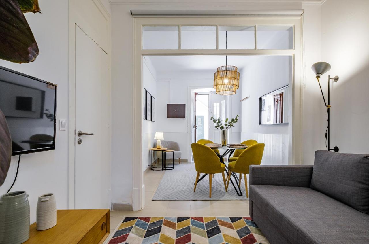 New! Unique 1 Bedroom Apartment- Santa Catarina 42 Appartement Lisboa